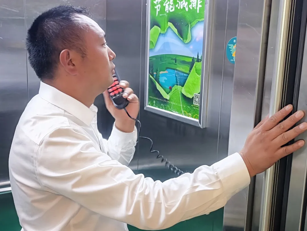 求是人物 | 角色在变，初心不变！在“浙”17年，见证“铁面+暖心”的多重担当