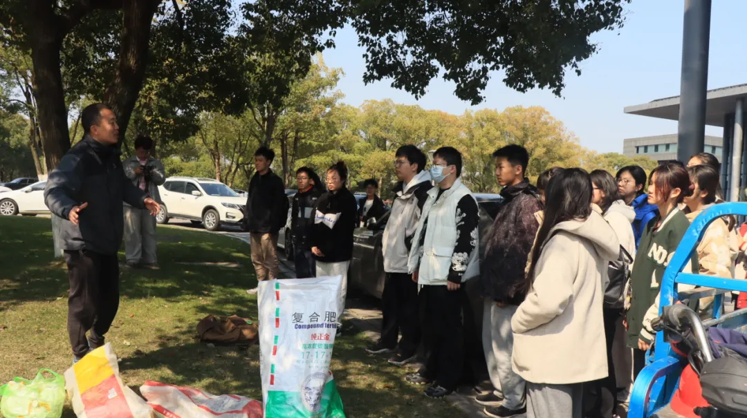 劳动育人 | 植绿意于心田，践育人于行动